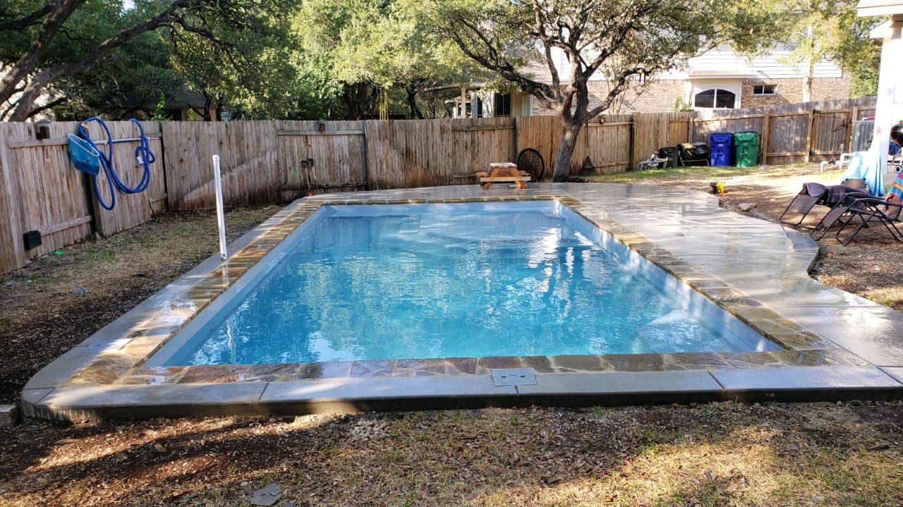 The Vogue Pool View 7