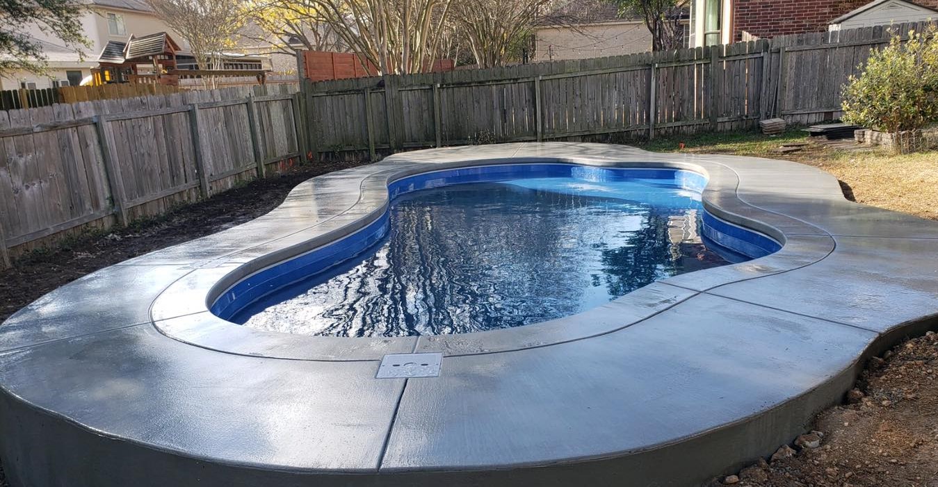 The Eden Pool - Modern Freeform Design