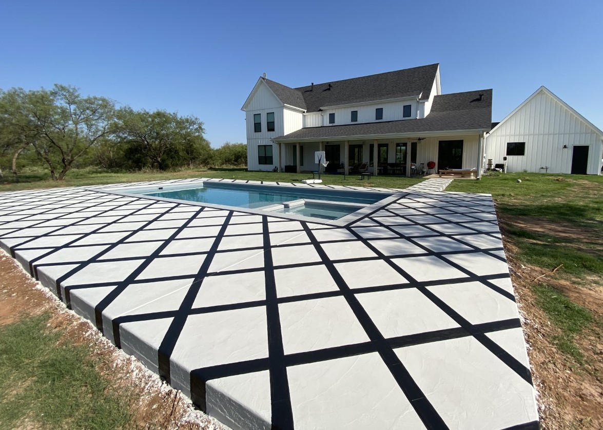 The Luxe Pool - Modern Installation with Concrete Deck