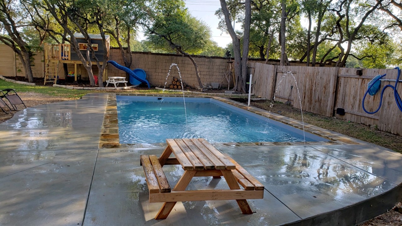 The Vogue Pool View 5